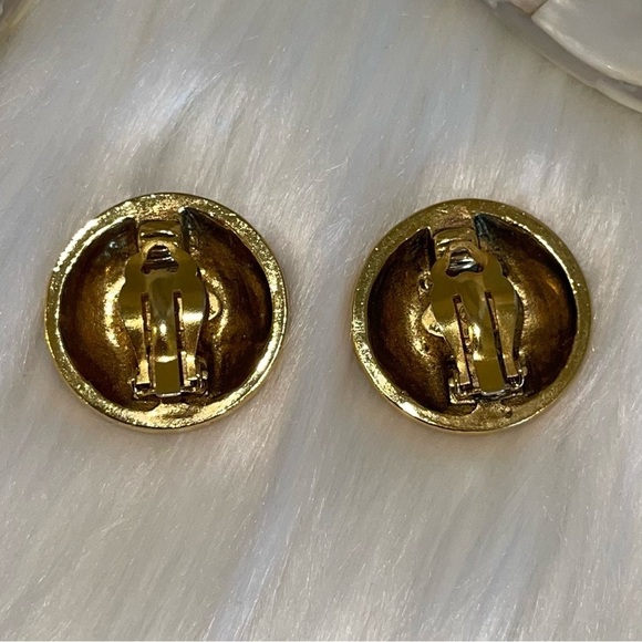Chanel Vintage Earrings 1984 CC crystal-embellished Gold Plated Clip On - Picture 8 of 13